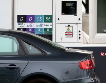 Preț benzină și motorină miercuri, 14 octombrie 2026. Orașele &icirc;n care șoferii găsesc cele mai avantajoase tarife