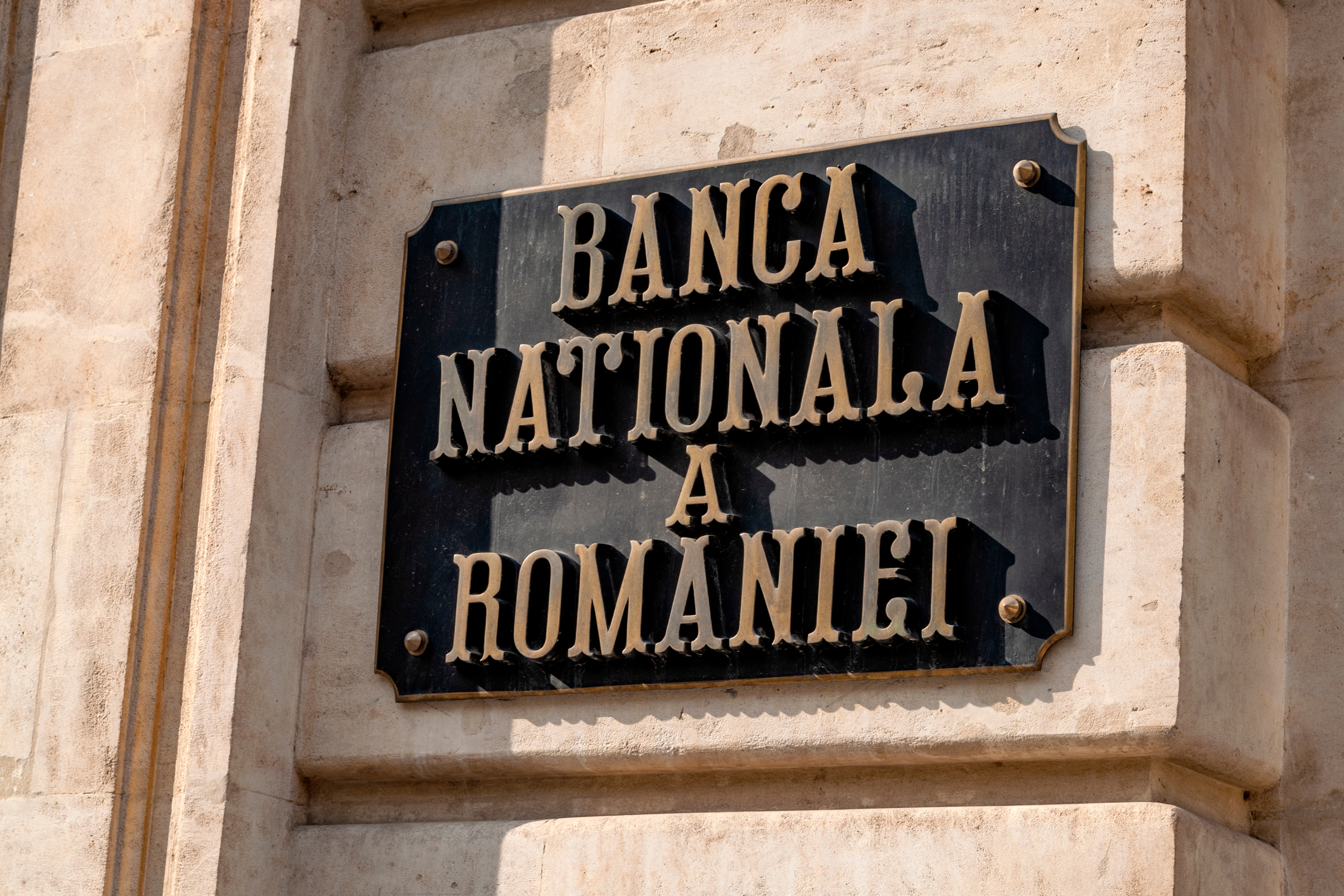 Cursul valutar BNR vineri, 30 octombrie 2026: Moneda euro și dolarul american sunt în scădere