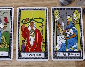 Ce carte de tarot ai, in functie de zodia din care faci parte. Ce spune despre personalitatea ta
