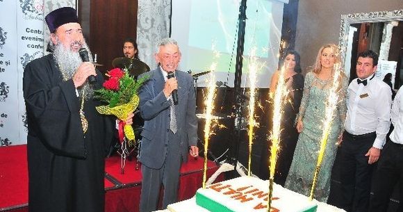 Vezi ce fata bisericeasca importanta a petrecut alaturi de vedete mioritice la ziua unui cercetator roman