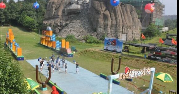 Chinezii dau lovitura in materie de parcuri de distractie! Vor construi primul Angry Birds Land din lume!