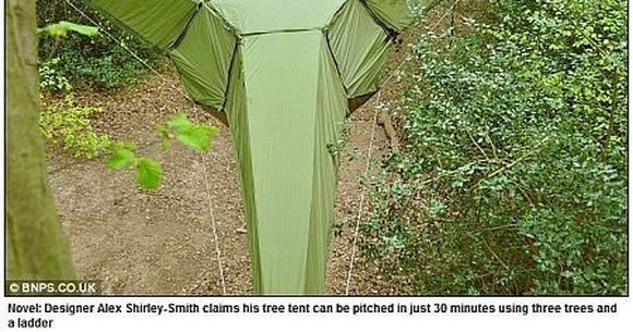 Mergi la camping? S-a inventat cortul care se agata in copaci. Uite cum arata