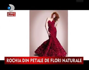 Rochia din flori naturale, cadoul perfect pentru o doamna VIDEO