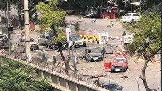 VIDEO Inca un roman mort in Afganistan. La Kabul a fost din nou atac terorist. Momentul exploziei este socant