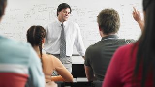 bani pentru pensionari și studenți