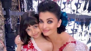 O actriţa renumită şi fiica ei au fost diagnosticate cu Covid-19