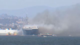 Alertă &icirc;n Statele Unite! Incendiu devastator. VIDEO terifiant