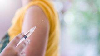 Rusia încheie primele teste pe om ale unui vaccin împotriva covid-19