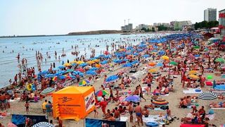 VIDEO| Litoralul românesc, un lux. Suma fabuloasă pe care o poți cheltui într-o zi la Mamaia