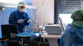 Un medic din Israel s-a reinfectat cu coronavirus la 3 luni după vindecare