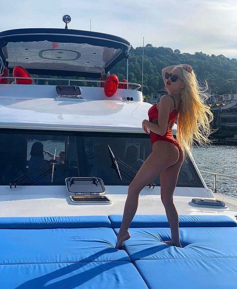 philip și berna pe plajă