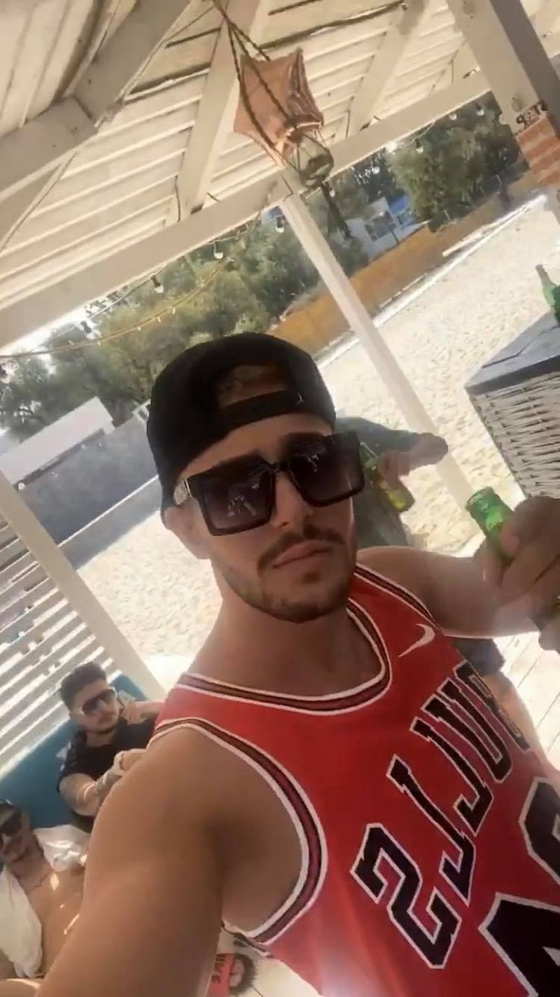 philip și berna pe plajă