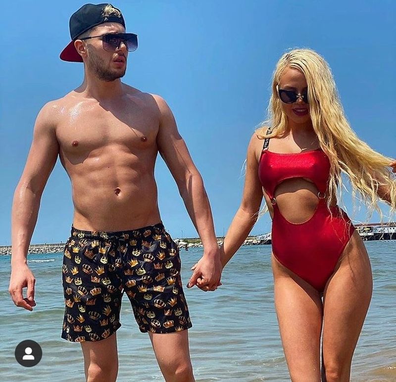 philip și berna pe plajă