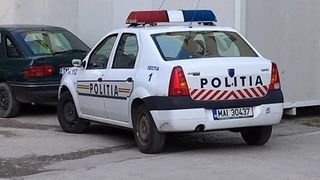 Maşină de poliţie, implicată într-un accident rutier la Craiova