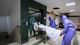 Trei cazuri de COVID-19, confirmate la angajaţi ai Primăriei Ploieşti 