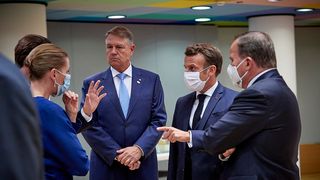 Ce spune Administrația Prezidențială despre imaginile în care Klaus Iohannis apare fără masca chirurgicală