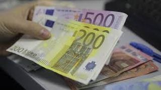 ONU vrea să dea bani oamenilor. Ce este venitul de bază temporar