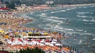 VIDEO - Două cluburi din Mamaia, închise temporar de ANPC
