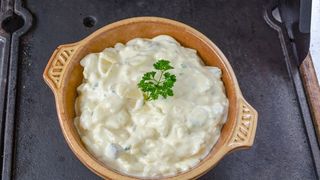 Ciuperci cu maioneză și usturoi. Ingredientul secret care le dă tot gustul