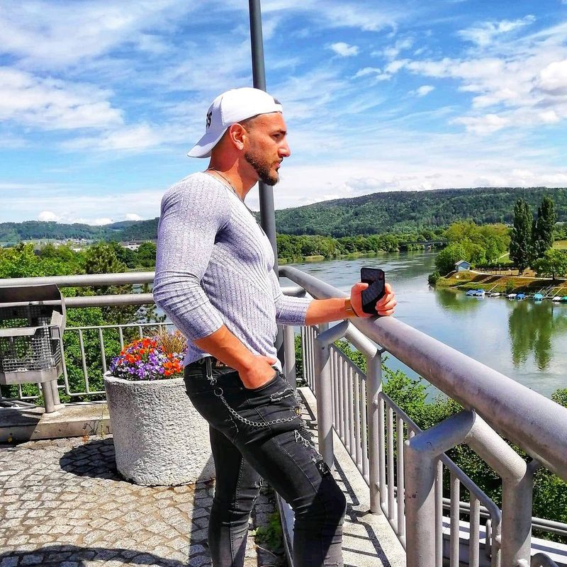 mihai de la puterea dragostei