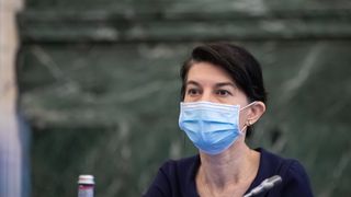 Alocațiile pentru copii NU se majorează de la 1 august. Guvernul a anunțat calendarul "dublării" în trei ani