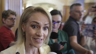 Firea, critici dure la adresa întâlnirii între Ludovic Orban şi liderii USR şi PLUS: "Au venit să joace păcănele la Palatul Victoria"