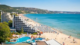 VIDEO | Turiştii români, atraşi de Bulgaria