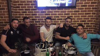 legătură jador și emi pian