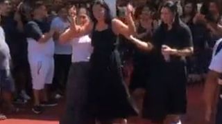 VIDEO| Imagini &icirc;n exclusivitate de la priveghiul lui Emi Pian. Soția lui a fost &icirc;ngenuncheată de durere