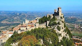 O țară mică din Europa, mai lovită de coronavirus dec&acirc;t Italia, Spania, SUA sau Brazilia. Are cele mai multe decese la mia de locuitori