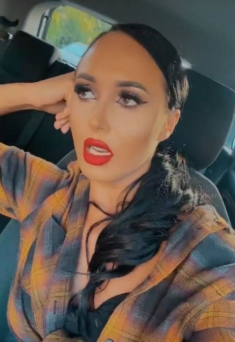 ella-de-la-puterea-dragostei-se-marita