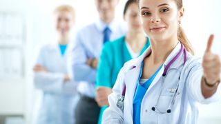 Medicii din Rom&acirc;nia, invitaţi să-și oferă consultanţii online