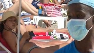 VIDEO - Muncitorii străini sezonieri se simt în stațiunea Mamaia ca la ei acasă