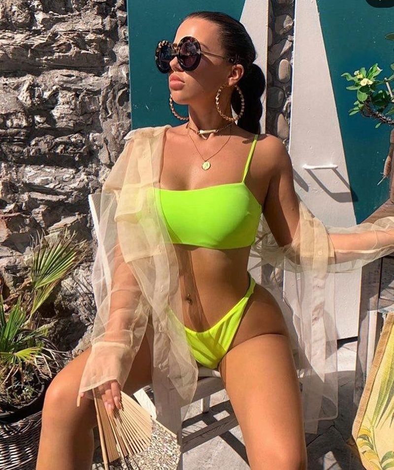 andra volos la piscină