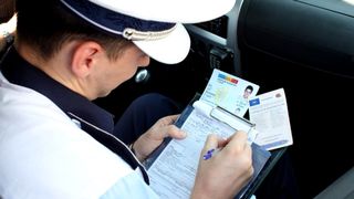 distanțare socială amenzi