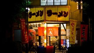 Aici este restaurantul care le cere clienților să se c&acirc;ntărească &icirc;nainte de a comanda m&acirc;ncare