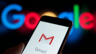 Alertă printre utilizatorii Google. Ce se întâmplă cu conturile de mail
