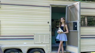 Cum a transformat o fetiță de 11 ani o rulotă veche &icirc;ntr-o casă de lux. FOTO de necrezut