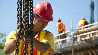 Focar de coronavirus în București. Totul a pornit de la muncitorii asiatici din construcții