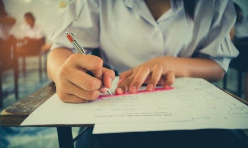 Bacalaureat 2020 toamna. Ce subiecte au picat la Informatică și cum se rezolvă