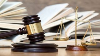 Ministerul Justiţiei va lansa în dezbatere proiectele "reparatorii" ale Legilor Justiţiei