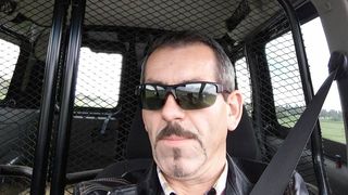 Profesor de religie, fratele Elodiei Ghinescu a împlinit 48 de ani! Robert se ocupă de pensiunea familiei FOTO