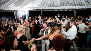 Anunțul momentului despre nunți și botezuri. Câte persoane pot participa la astfel de evenimente de la 1 septembrie