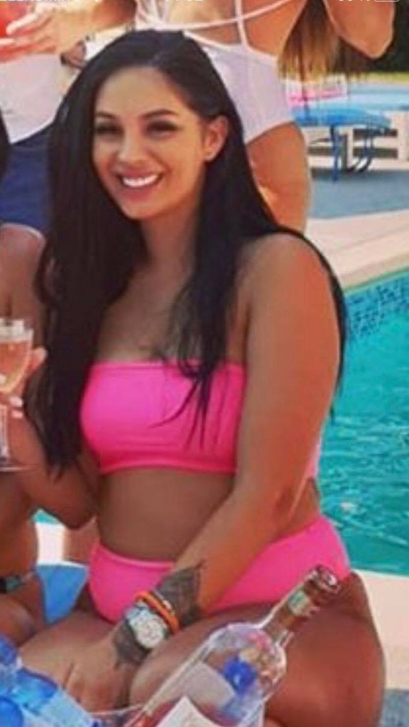 simina și alex zănoagă la plajă