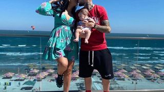 simina și alex zănoagă la plajă