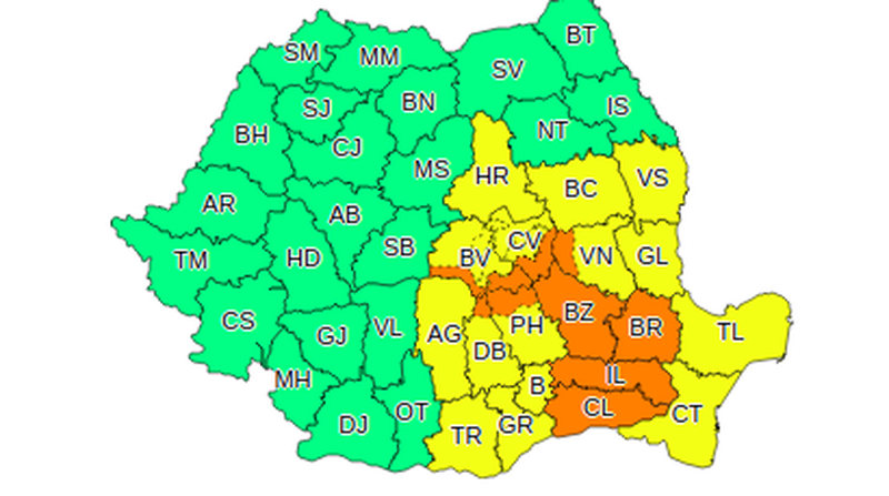 Alertă meteo de furtuni şi ploi