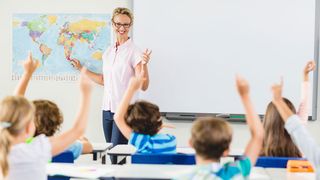 Elevii şi profesorii se vor putea testa gratuit pentru COVID-19, în sectorul 4