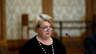 Scandalul din TVR a ajuns la tribunal! Doina Gradea &icirc;i cere 100.000 lei daune morale Monicăi Ghiurco EXCLUSIV