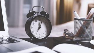 Când se trece, de fapt, la ora de iarnă în 2020