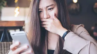 TikTok avertizează toți părinții. Un clip video cu o sinucidere circulă online și ...